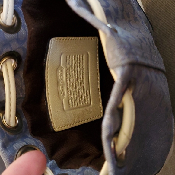 Coach vintage blue cloth C print & white leather drawstring pouch - Picture 3 of 4